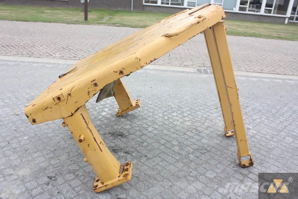 CAT D8N O-rops cab Καμπίνες και εσωτερικό