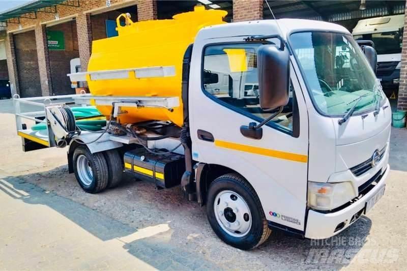 Hino 300 614 Άλλα Φορτηγά