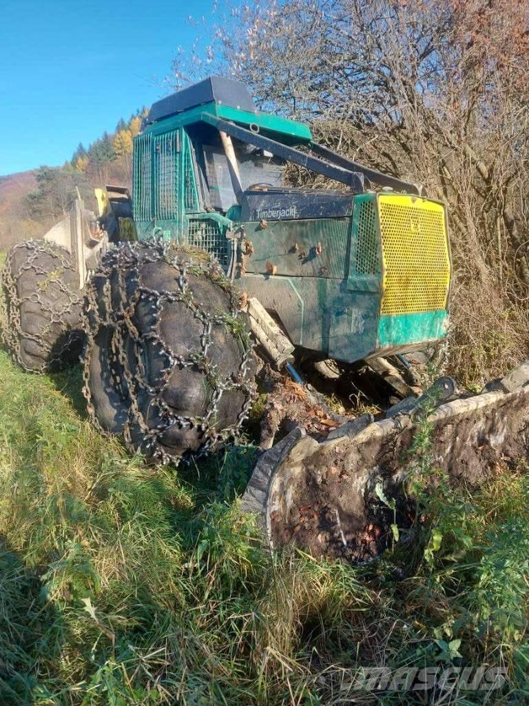 Timberjack 240C Μετατοπιστές