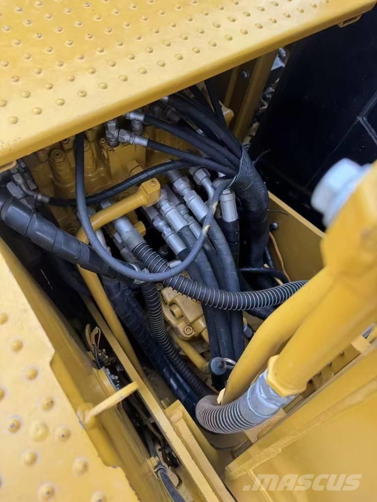 CAT 312 Εκσκαφείς με ερπύστριες