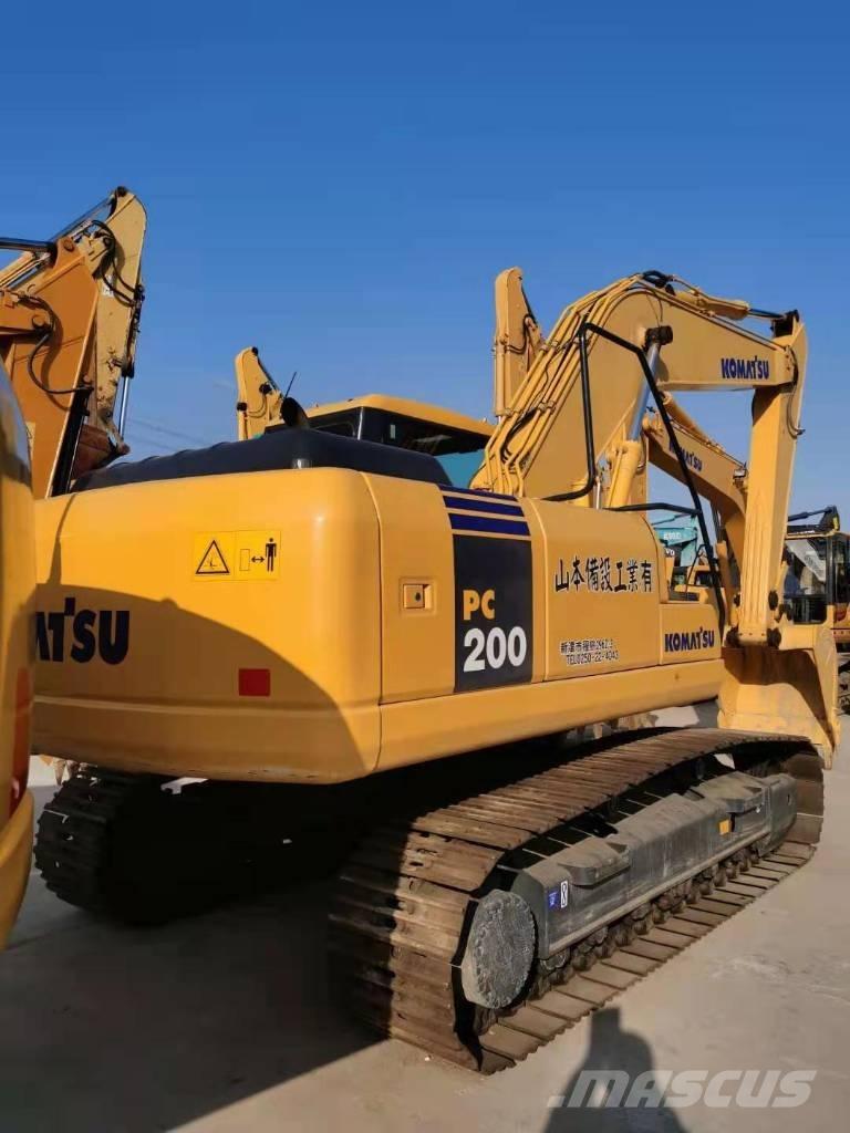 Komatsu PC 200-7 Εκσκαφείς με ερπύστριες