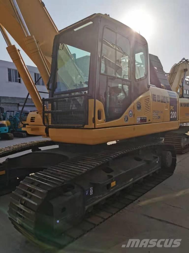 Komatsu PC 200-7 Εκσκαφείς με ερπύστριες