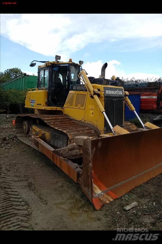 Komatsu D 65 PX-18 Μπουλντόζες με ερπύστριες