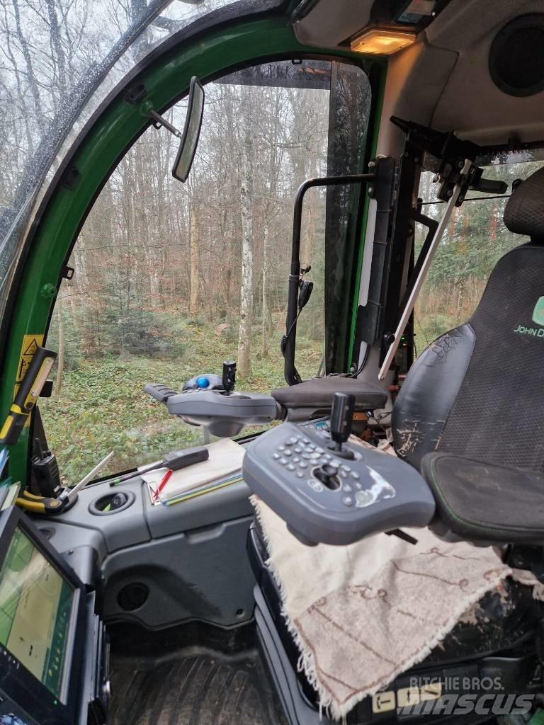 John Deere 1270 E Θεριζοαλωνιστικές μηχανές