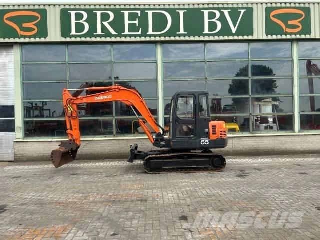 Daewoo SL 55-V Εκσκαφείς με ερπύστριες
