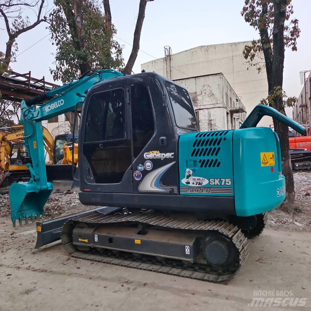 Kobelco SK75 Μίνι εκσκαφείς 7t - 12t