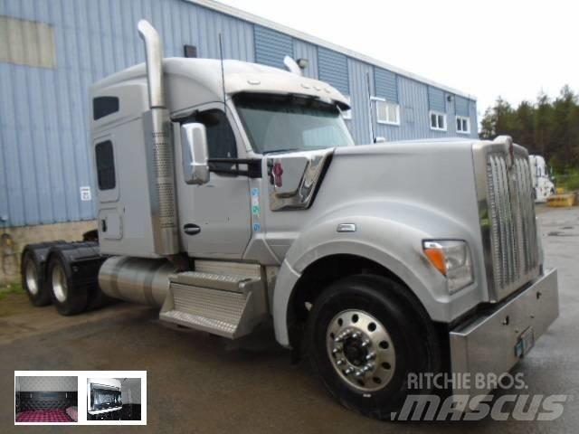 Kenworth W 990 Τράκτορες