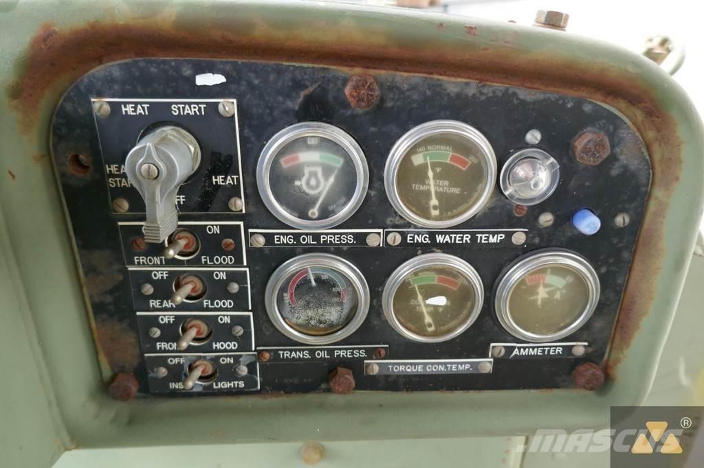 CAT D7F Ex-army Μπουλντόζες με ερπύστριες