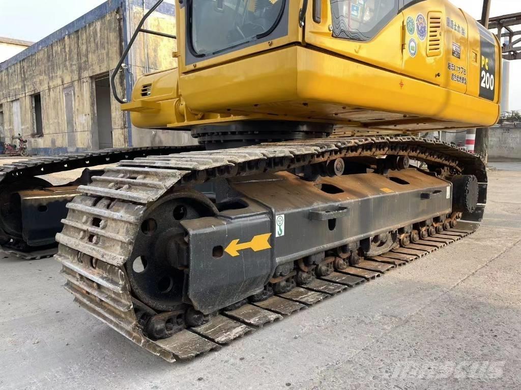 Komatsu PC 200-7 Εκσκαφείς με ερπύστριες