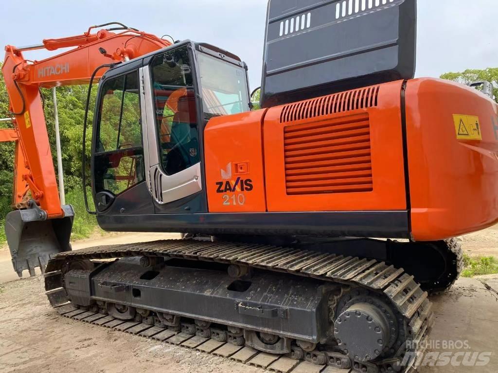 Hitachi ZX 210 Εκσκαφείς με ερπύστριες