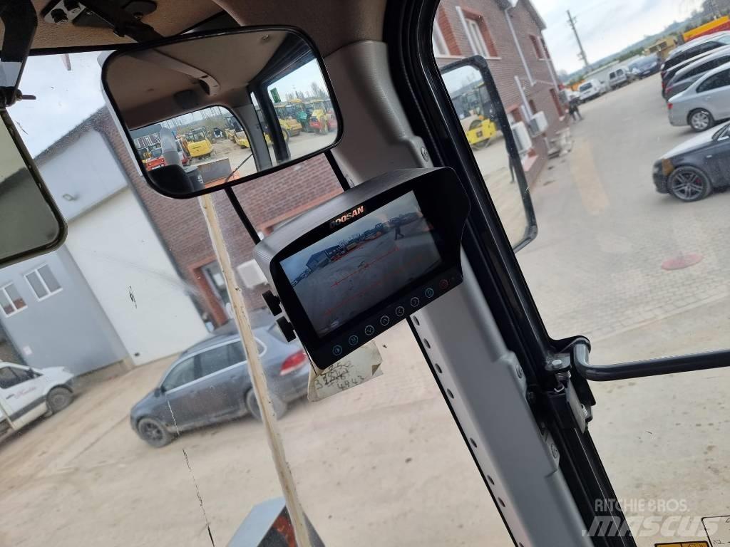 Doosan DL 200-3 Φορτωτές με λάστιχα (Τροχοφόροι)