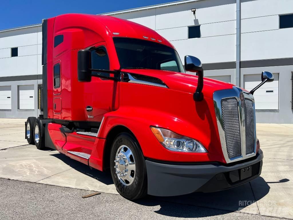 Kenworth T 680 Τράκτορες