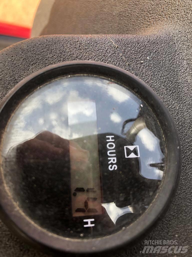 Lucla TX10 Εκσκαφάκι (διαβολάκι) < 7t
