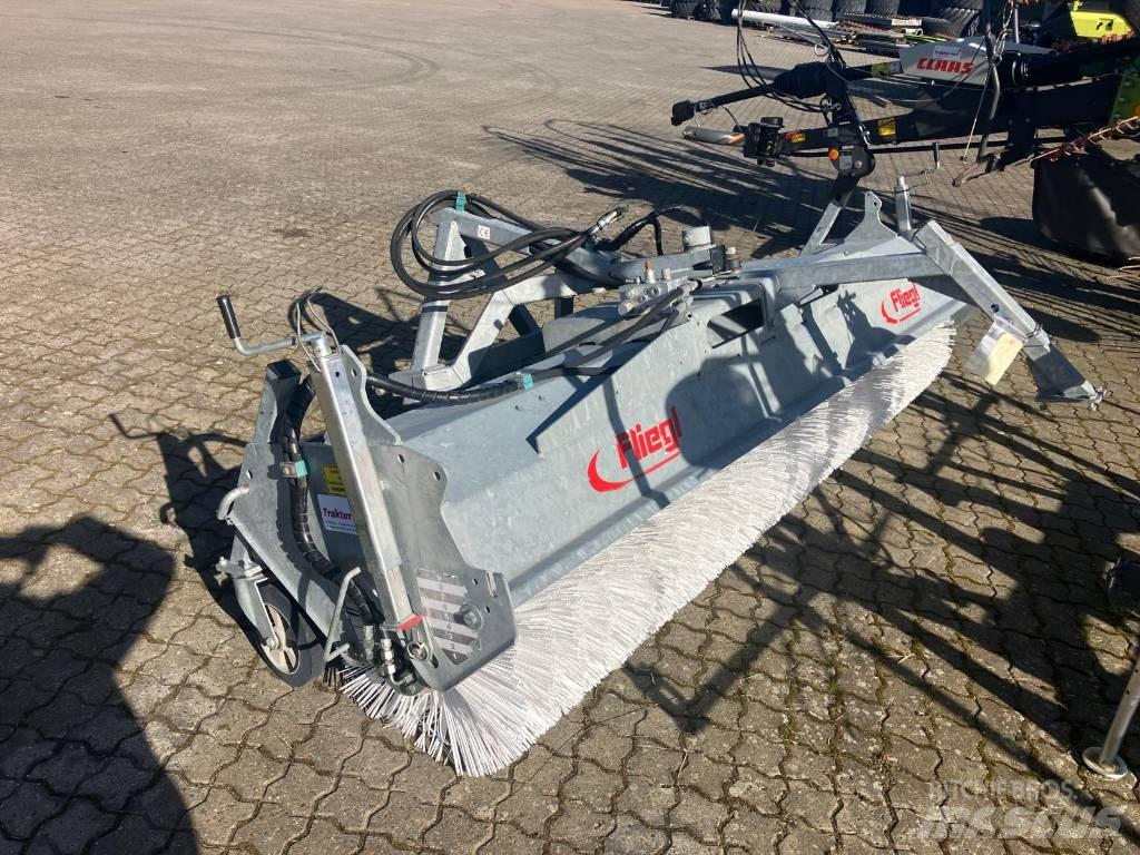 Fliegl Kost 2,8 m. Άλλα εξαρτήματα για τρακτέρ