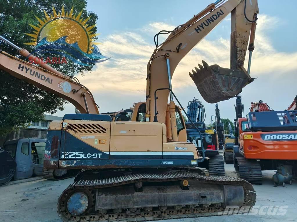 Hyundai R225LC-9 Εκσκαφείς με ερπύστριες