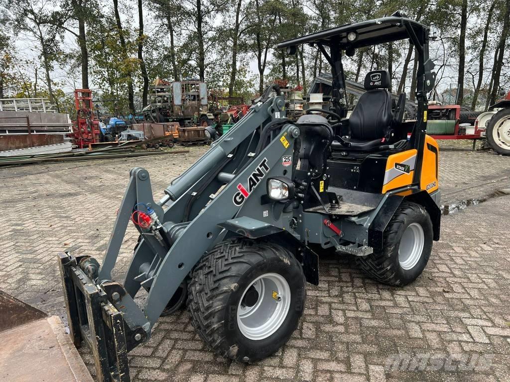 GiANT G 2500 HD Μίνι φορτωτές