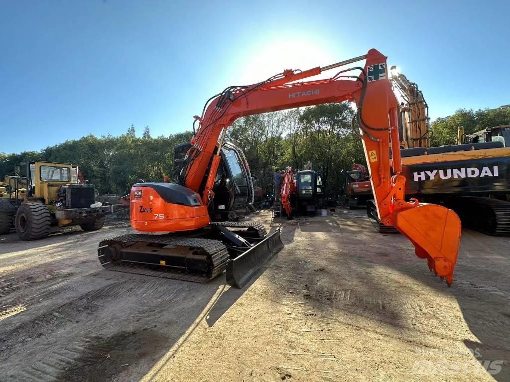 Hitachi ZX 75 Εκσκαφείς με ερπύστριες