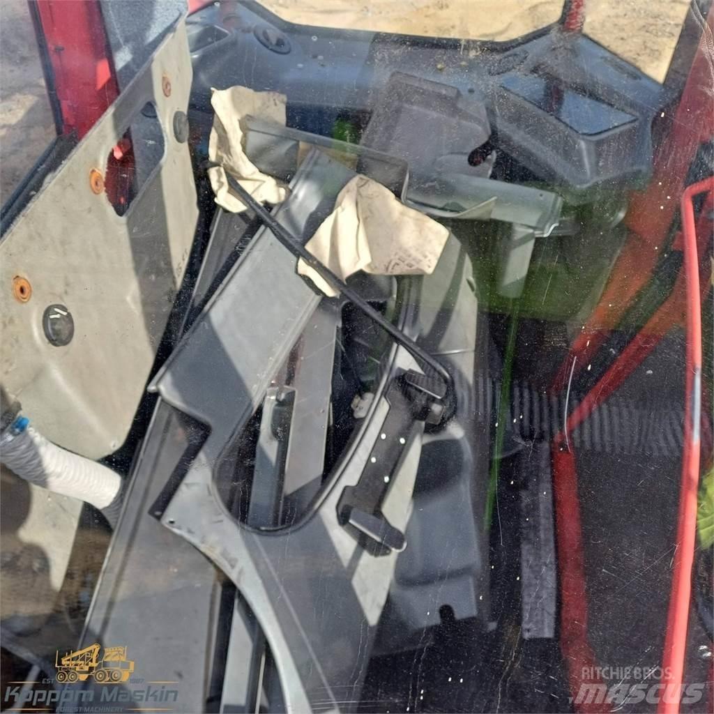 Valmet 941 Καμπίνες και εσωτερικό
