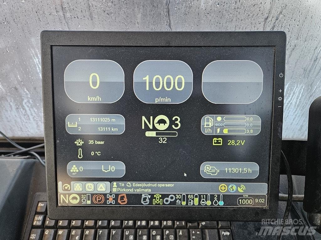 Komatsu 835 Μεταφορείς ξυλείας