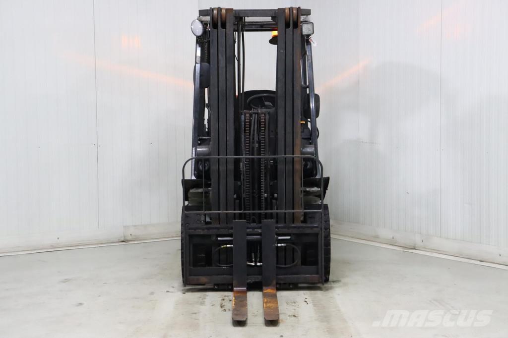 Nissan U1D2A20LQ Περονοφόρα ανυψωτικά κλαρκ με φυσικό αέριο LPG