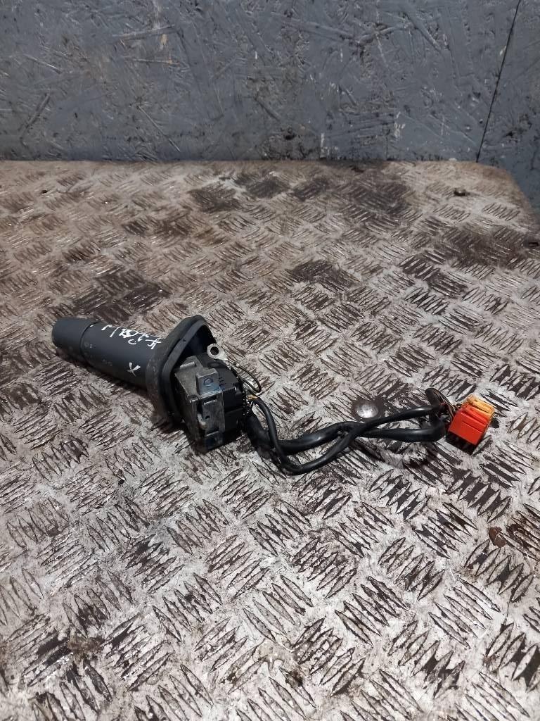 MAN TGA   81255090123 Καμπίνες και εσωτερικό