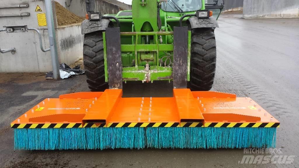 M3 Broom Sweeper SI Σκούπες