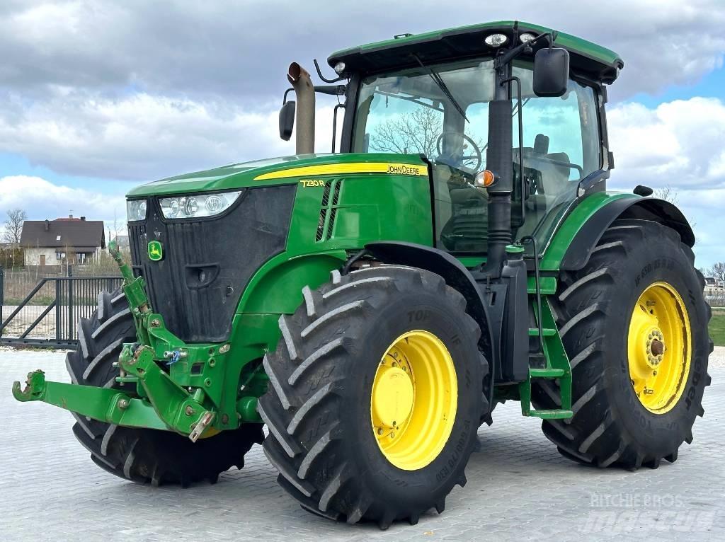 John Deere 7230 R Τρακτέρ