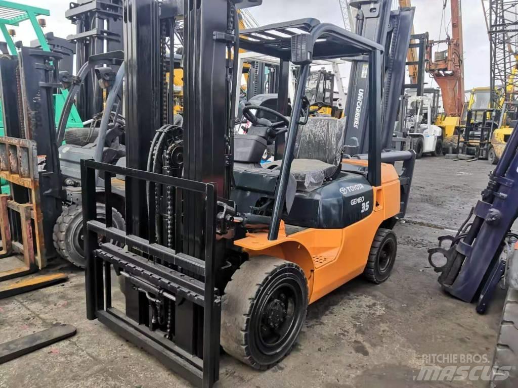 Toyota 3.5 ton Πετρελαιοκίνητα Κλαρκ