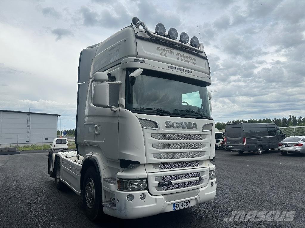 Scania R520 6x2 Τράκτορες