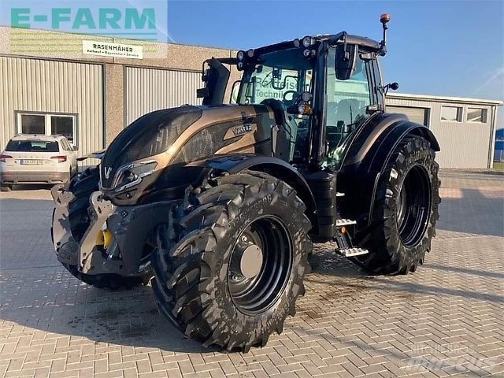 Valtra t215a Τρακτέρ