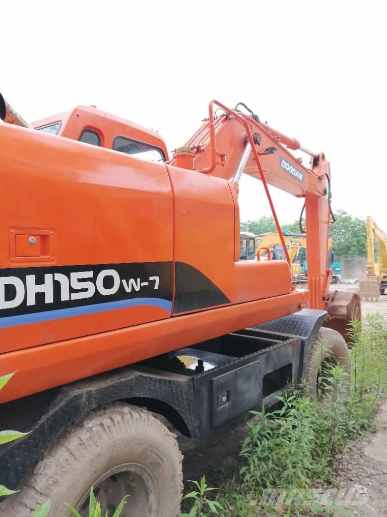 Doosan DH 150 W-7 Εκσκαφείς με ερπύστριες