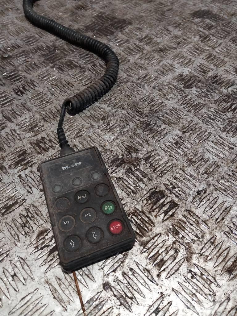 MAN TGA  4460561380 Καμπίνες και εσωτερικό