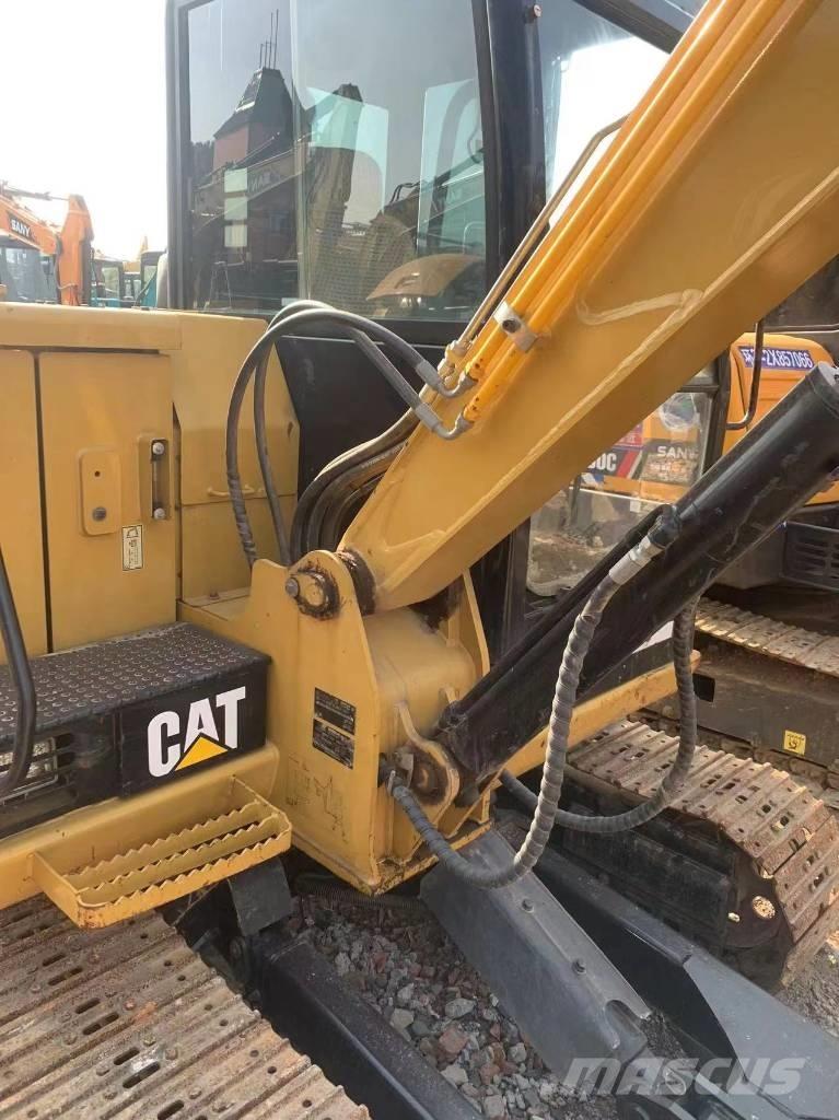CAT 305.5e2 Εκσκαφείς με ερπύστριες