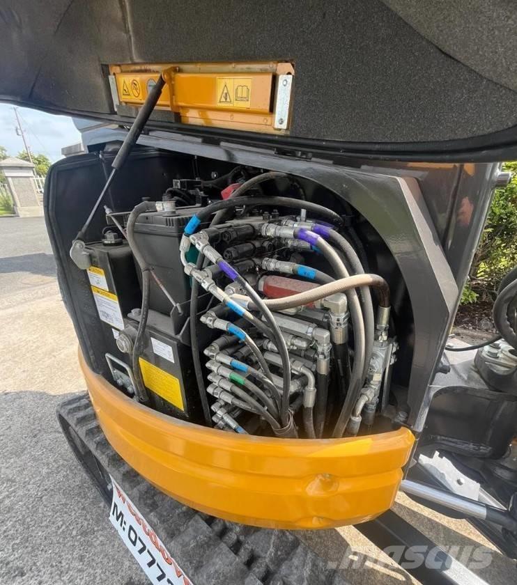 Kato HD27V4 Μίνι εκσκαφείς 7t - 12t