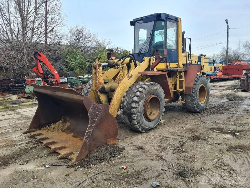 Komatsu WA 250 Φορτωτές με λάστιχα (Τροχοφόροι)