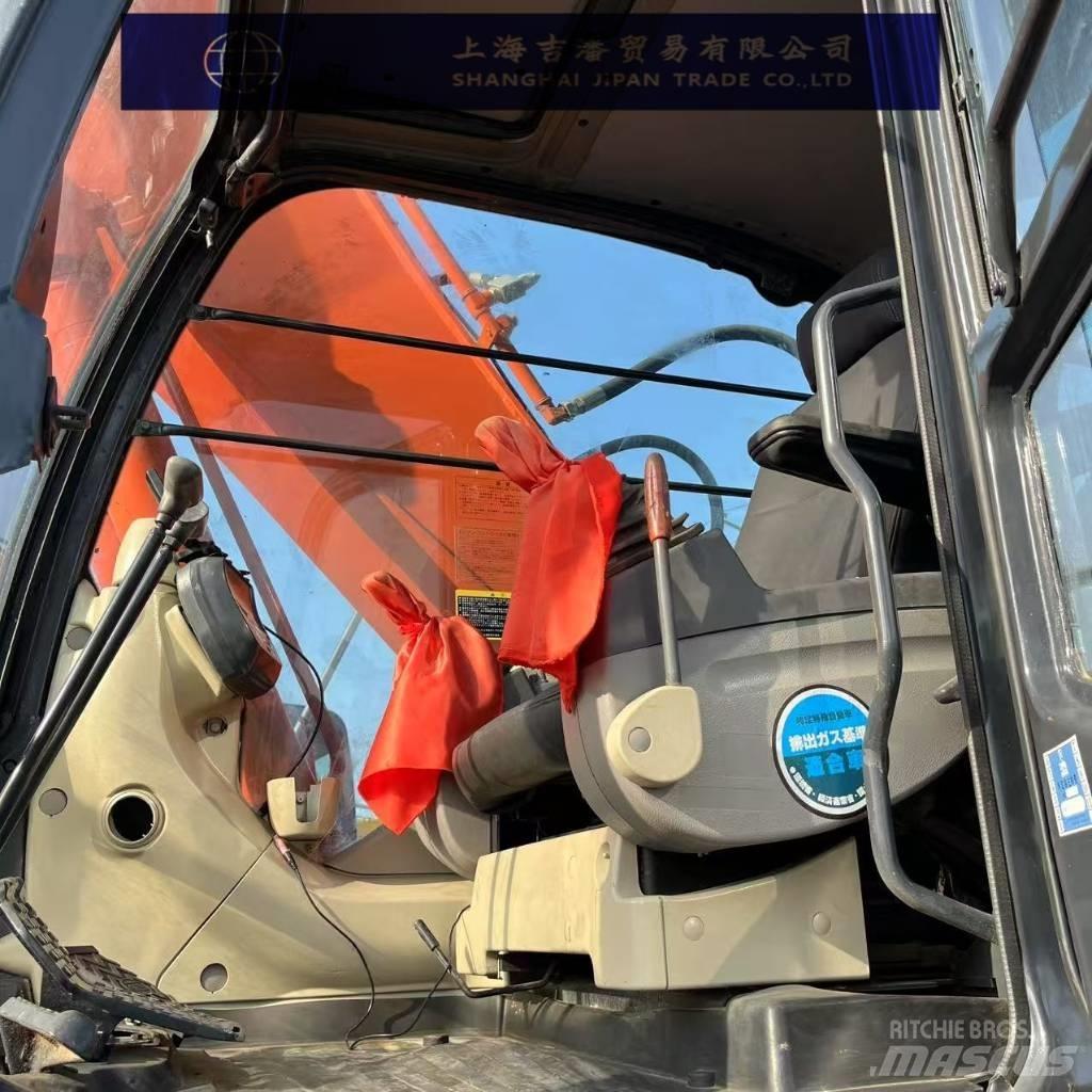 Hitachi ZX 240 Εκσκαφείς με ερπύστριες