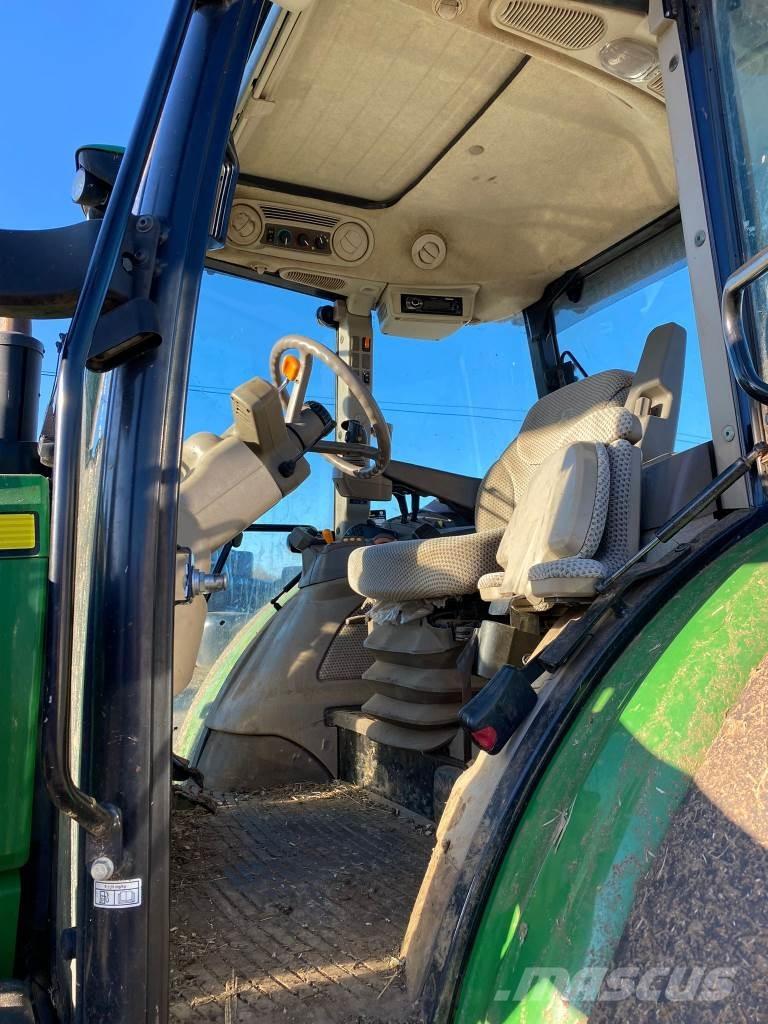 John Deere 5100R Τρακτέρ