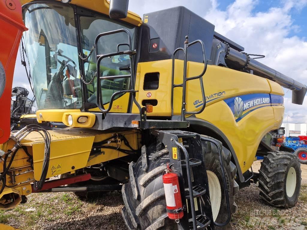 New Holland CX 8070 Θεριζοαλωνιστικές μηχανές