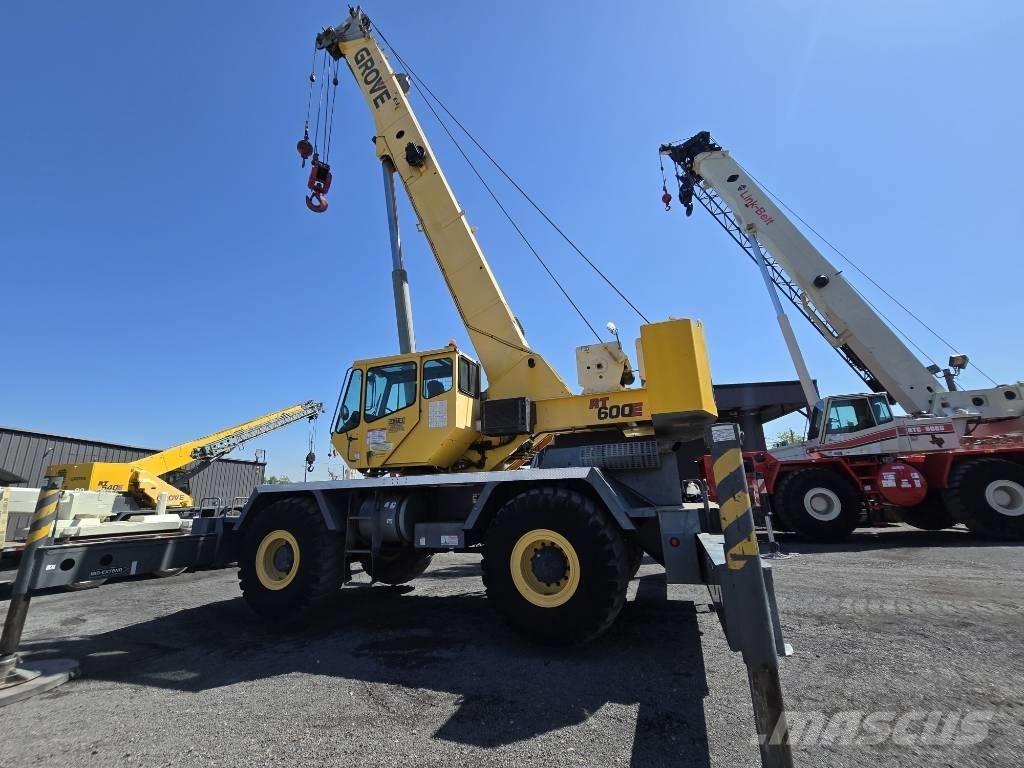 Grove RT 600 E Γερανοί ανώμαλου εδάφους