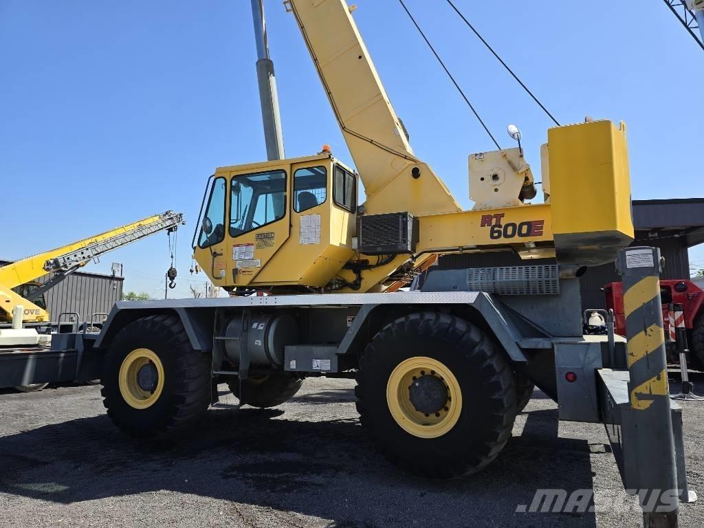 Grove RT 600 E Γερανοί ανώμαλου εδάφους