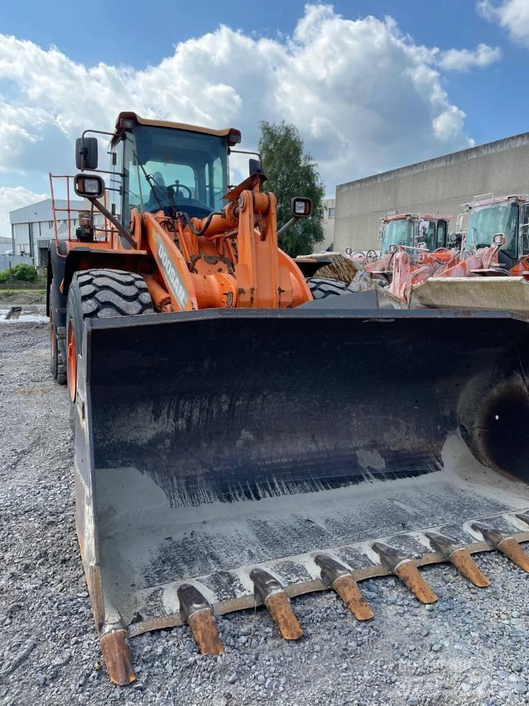 Doosan DL 420 Φορτωτές με λάστιχα (Τροχοφόροι)