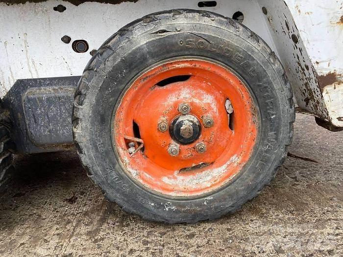 Bobcat S70 Φορτωτές με λάστιχα (Τροχοφόροι)