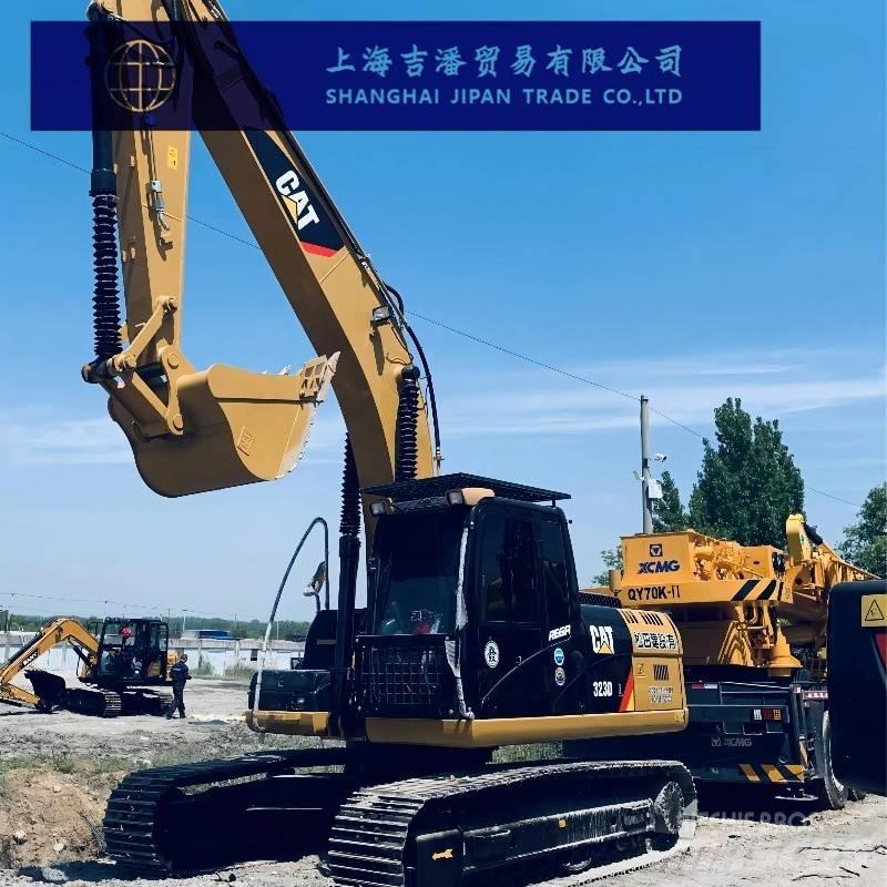 CAT 323 D Εκσκαφείς με ερπύστριες