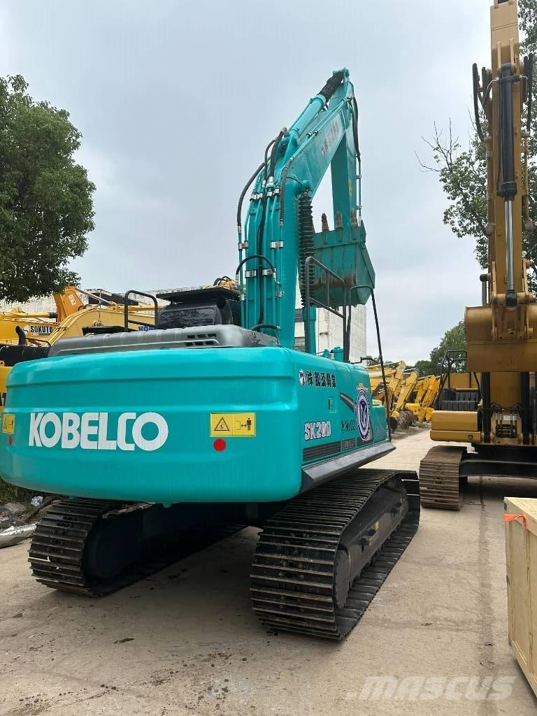 Kobelco SK 200-8 Εκσκαφείς με ερπύστριες