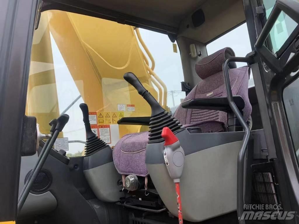 Komatsu PC450-8 Εκσκαφείς με ερπύστριες