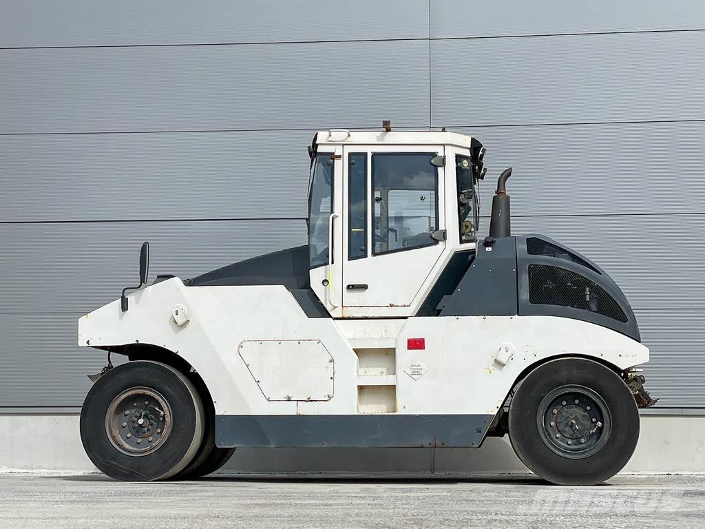Bomag BW 24 RH Κύλινδροι με επίσωτρα με αέρα