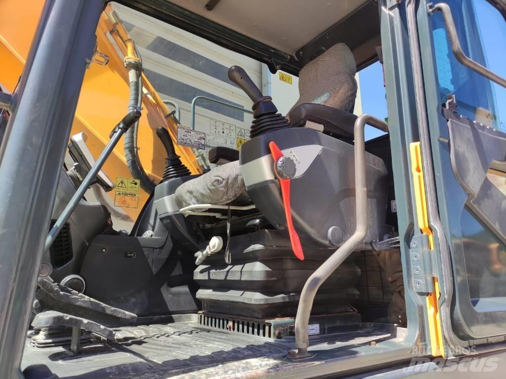Hyundai HX 220 Εκσκαφείς με ερπύστριες