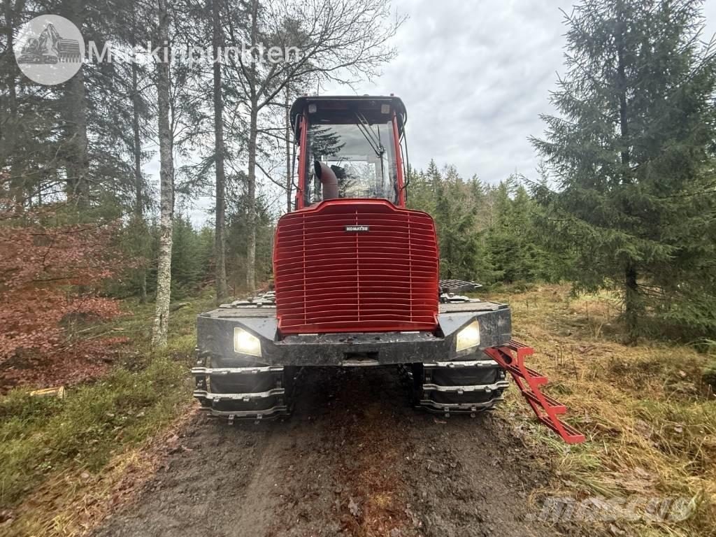 Komatsu 835 Μεταφορείς ξυλείας