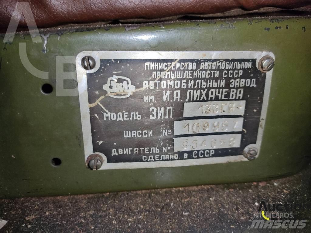 ZIL 133 Γερανοί παντός εδάφους