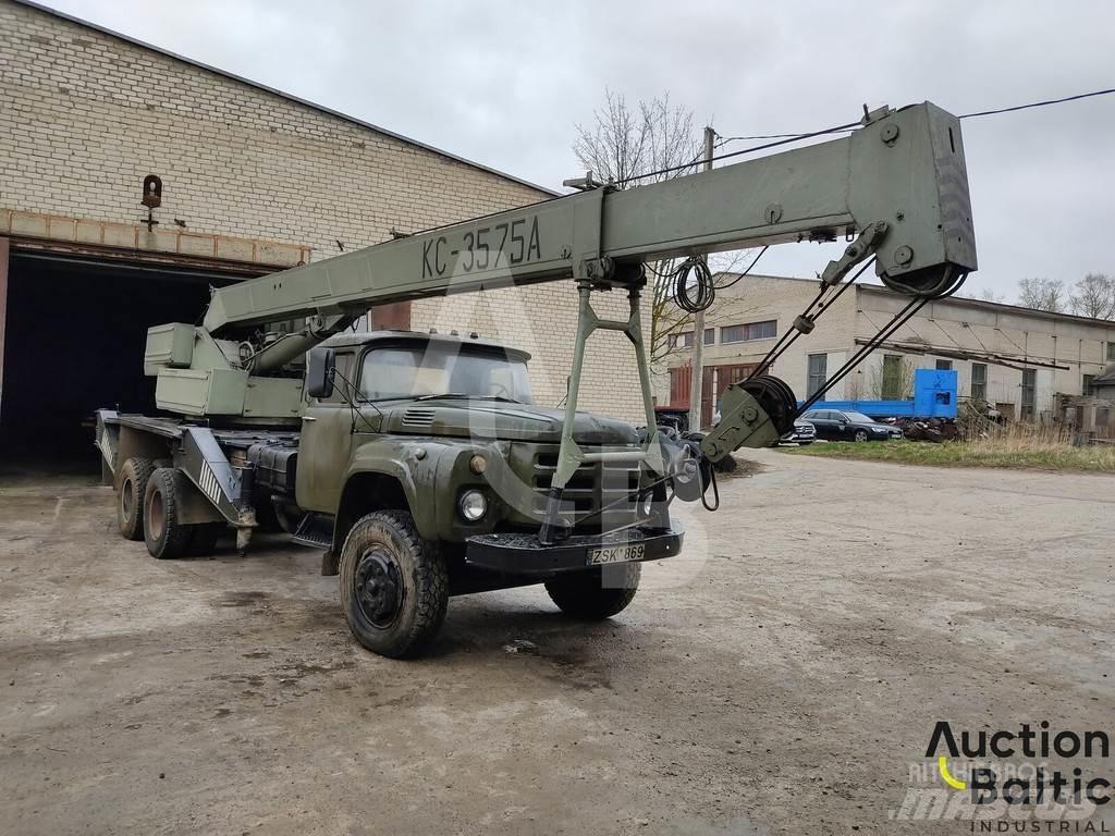 ZIL 133 Γερανοί παντός εδάφους